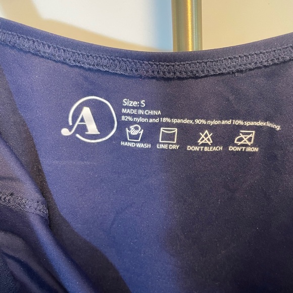 Andie swim- the Andie tank size small - Picture 2 of 2